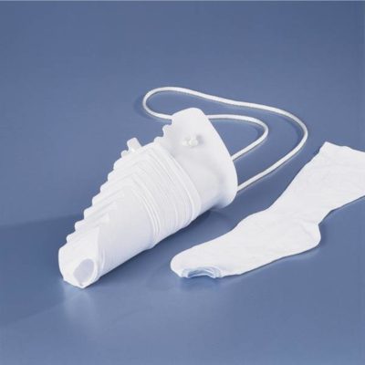 Crans anti-glisse de l’enfile-bas Rolyan maintiennent le bas en place